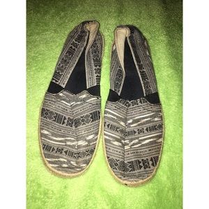 🖤Arport Aztec Flats